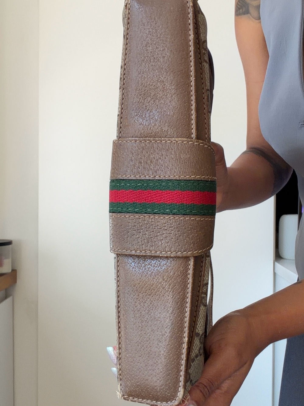 Authentic Gucci Vintage GG Supreme Web Canvas Shoulder Bag Brown Leather - Picture 3 of 7